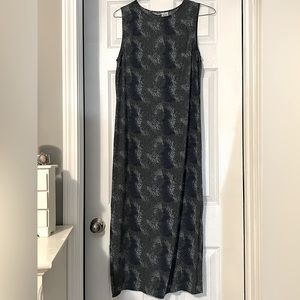 Long maxi dress - small
